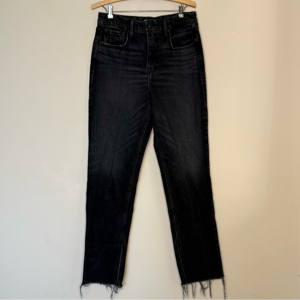 Good American Good Boy Black Wash
Split Ankle Raw Hem Jean 10/30